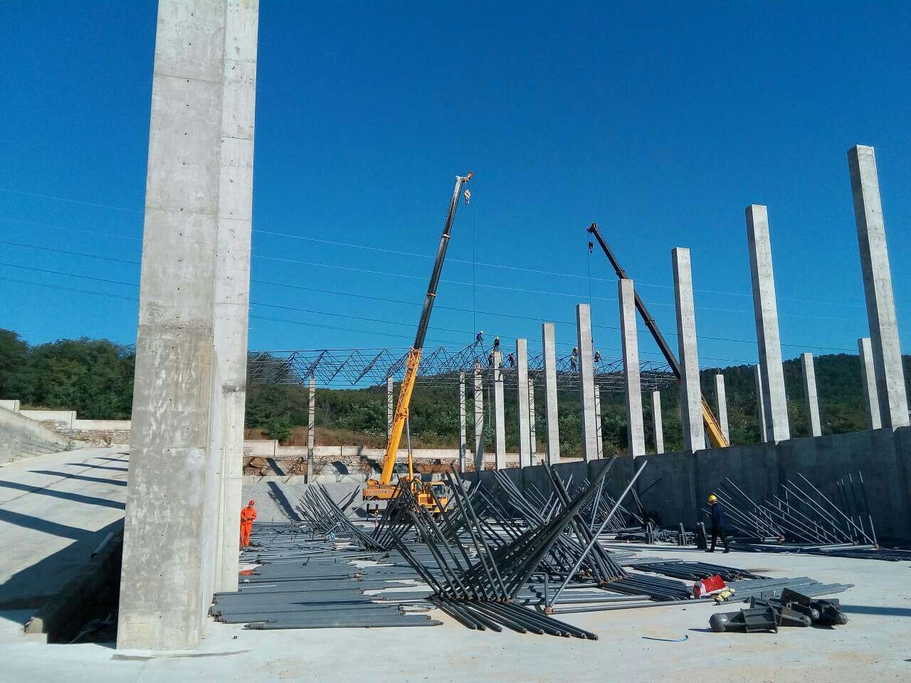 江北搅拌站网架